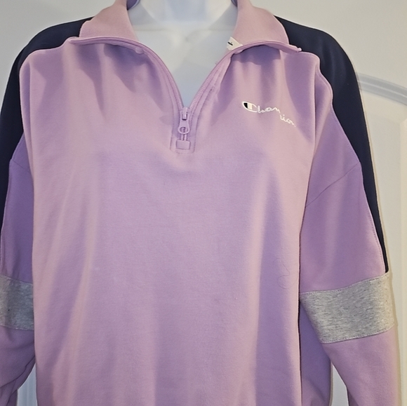 Champion Lavender Pull Over Size Medium - Picture 4 of 6